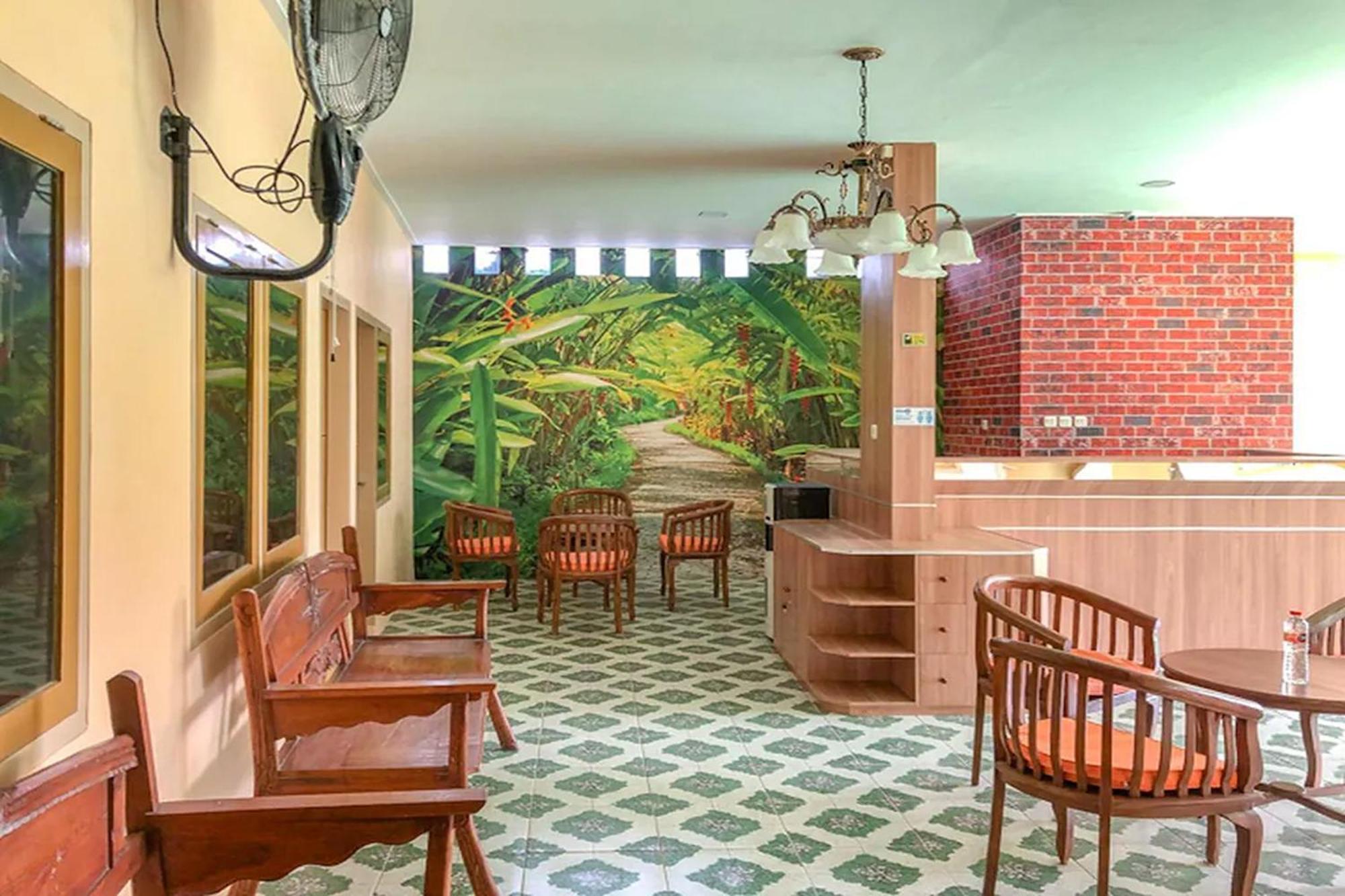 מאלאנג Adisa Homestay מראה חיצוני תמונה